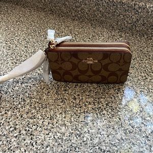NWT Coach Signature Canvas Double Corner Zip Wristlet